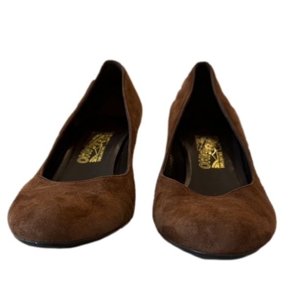 Salvador Ferragamo Vintage Brown Suede Slip on Heels Women’s Pumps Shoes Size 11 - Picture 4 of 7